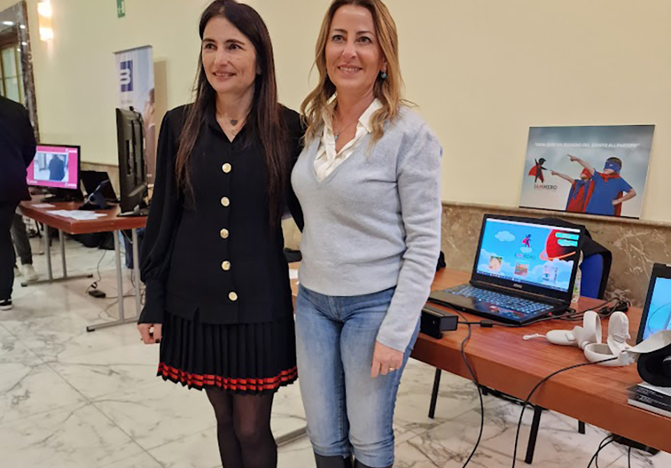 IamHero ospite dell'Opportunity Center alla Stazione Marittima di Napoli